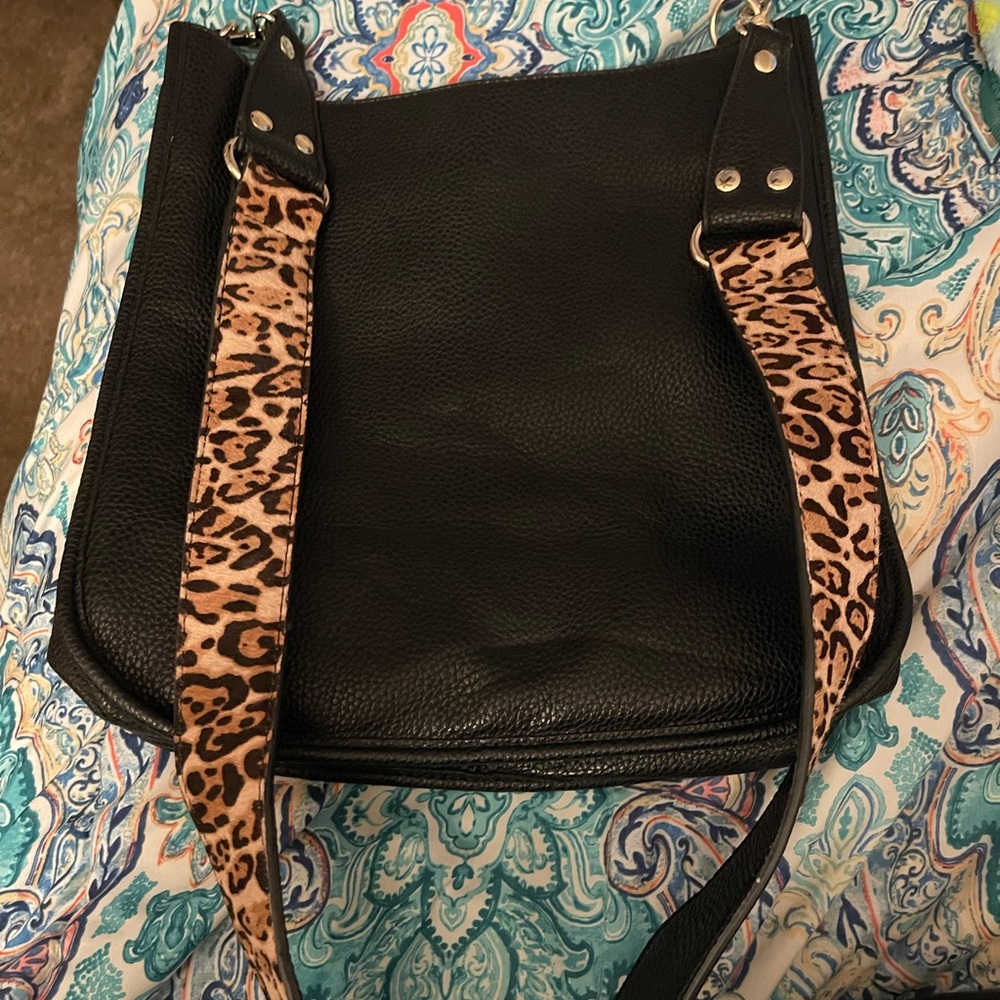 Brand new shoulder bag